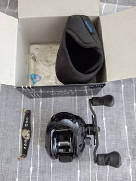 02064 Shimano Speedmaster 200 Fishing Baitcaster Reel Great Condition