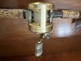 Ct200gtb Shimano 022255067652 Calcutta B Baitcasting Reel