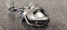 Shimano 022255189811 Metanium Hg 7.4 Right Hand Reel