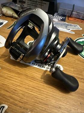 033321 Shimano Chronarch Ci4 150 Baitcast Reel