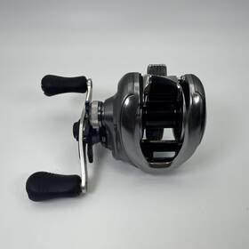 03378 Shimano 15 Metanium Dc Hg Rh Fishing Reel - Used Scratched Model