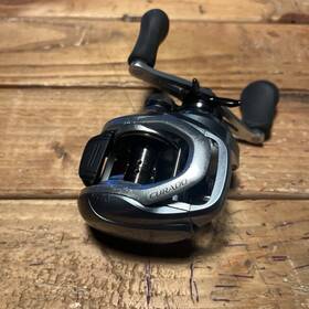 034571 Shimano Curado 201 6 3 1 Left Hand Baitcasting Reel. Never Used