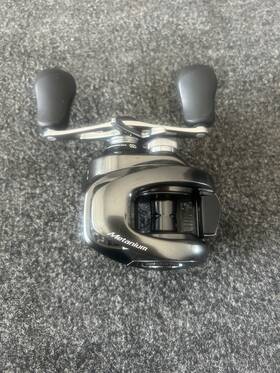 03532 Shimano 16 Metanium Mgl Right Baitcasting Reel 6.2 Gear From Japan