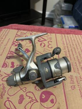 1000-ra Shimano Sedona 1000 Ra Rear Drag Spinning Reel- Very Nice