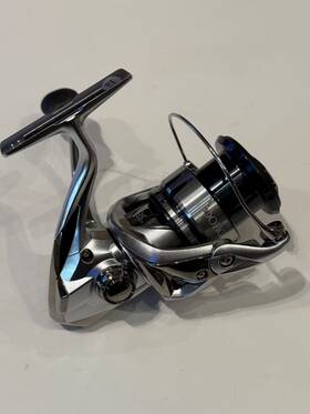 2500gh-l Shimano Preowned Stradic Fl Spinning Fishing Reel