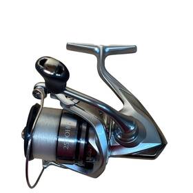 2500hg-l Shimano Stradic Chrome And Black High-performance Spinning Reel