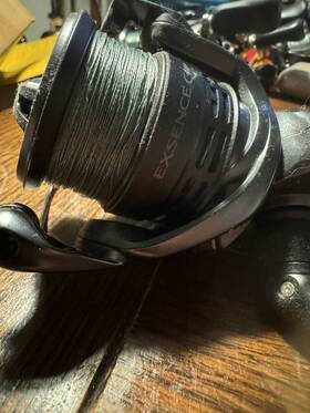 3000mhg Shimano Spinning Reel 18 Exsence Ci4 3000 Great Condition