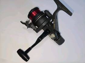 300q Shimano Spinning Reel Japan- Loaded With Fresh 12# Mono