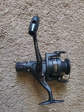 R4000 Shimano 4000r Ix Spinning Reel 4000 R Quick Fire Trigger Cast Rear Drag