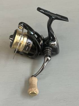 51sf22b010a Shimano Cardiff Ci4 1000s Spinning Reel