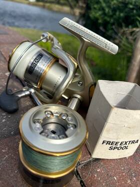 6000fd Shimano Sustain Reel Used In Great Condition With Extra Spool And Spec Pages