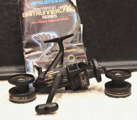 Btr-3500p Shimano Triton 3500 Baitrunner Plus Spinning Reel And 2 New Spools- Japan