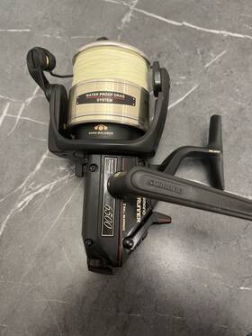 Btr4500b Shimano Baitrunner 4500b And 6500b Spinning Reels Lot Of 2