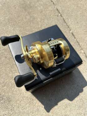 Ctcnq301a Shimano Calcutta Conquest Baitcast Reel -