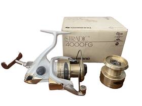 St4000fg Shimano Spinning Reel Boxed White And Gold Made In Japan Original Box