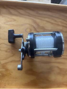 Bb2-300 South Bend Black Beauty 2 Conventional Level Wind Reel