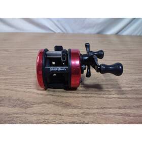 South Bend Bc-0500 Oreno Classic Baitcasting Fishing Reel Red Black 6.1 1 Ratio