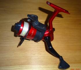 Ub30 Uncle Bucks / Bass Pro Shops Spinning Reel Lbs/yds 4/240 6/200 And 8/170 Ez Cast Trigger