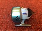 Vintage Dickson Trojan Spincasting Reel Made In Japan Steel Constructio