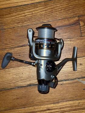 Cy4000bf Yoshikawa Fishing Spinning Reel Cy 4000 Baitfeeder Bass Catfish