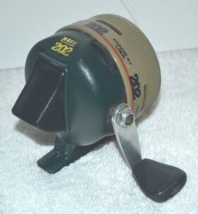 148567 Zebco 202 Spin Cast Fishing Reel # 932 Reels