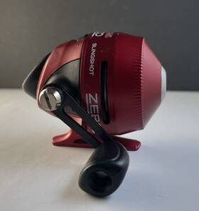 202kslsc-gweo Zebco Slingshot Spincast Fishing Reel Red Push Button Used Good Condition