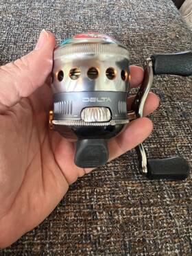 2132332 Zebco Delta Hbm9 Zd2 Spincast Fishing Reel