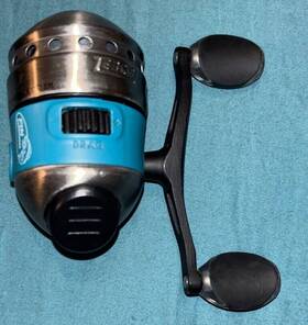 Fcpsc-gwl8 Zebco 33 Micro Fin Commander Spincast Reel 4.3 1 Ratio 2 Bb