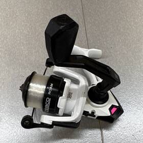Roam30.bx3 Zebco Roam 30 Spinning Reel 5.2 1 Front Drag 2bb White/black/pink