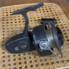 Xb95 Zebco Spinning Reel Vintage Fishing Tackle