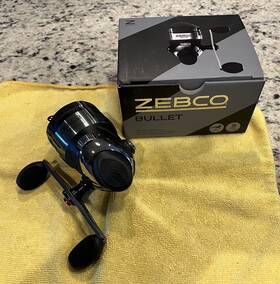 Zm30a-bx3 Zebco Zb30a Bx3 Bullet Mg Spincast Fishing Reel Size 30
