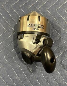 Zs5421 Zebco 888 Spincast Fishing Reel 888j Metal Gears 25lb Line Easy And Ultra Duty
