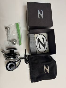 Zxbk18 Zeebaas Zx 27 Spinning Reel Black Silver Aluminum 40lb With Box And Accessories