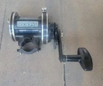 Carl Newell G229-F Graphite Conventional Fishing Reel W/rod Clamp. Fixed Price $185.00.