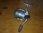 Vintage Shimano Sienna 4000FA Spinning Casting Fishing Reel. Fixed Price $26.00.