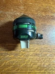 Zebco 202 Spincast Fishing Reel Right Hand Green Freshwater Bass. Fixed Price $9.99.