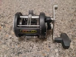 Penn 320 Ld Lever Drag Trolling Fishing Reel. Fixed Price $34.97.