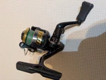Daiwa Small QG750 Fishing Reels Spinning Scratched Fly. Fixed Price $78.98.