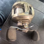 Browning Stalker MD10HA Gold/black Baitcast Reel 3 Ball Bearings. Fixed Price $23.98.