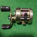 Shimano 97 Calcutta 200XT Right Handle Baitcasting Reel Smooth From Japan. Fixed Price $170.00.