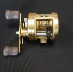 Shimano Calcutta Conquest 200XT Baitcasting Reel RH380 Silver Used From Japan. Fixed Price $130.00.