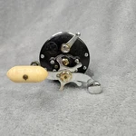 Vintage Penn No 160 Fishing Reel Made Usa. Fixed Price $35.00.