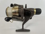 Quantum Vapor 30 Spinning Fishing Reel 4 Ball Bearing Continuous Antireverse Qva. Fixed Price $40.50.