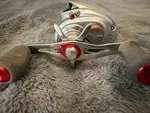 Bass Pro Johnny Morris Platinum Signature Baitcaster Reel JPT10HLA 6.8:1 Left. Fixed Price $119.99.