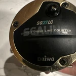 Daiwa SG27LC Sealine Trolling Reel Counter Right Hand Star Drag Black/gold. Fixed Price $30.00.
