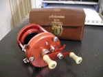Vintage Abu Ambassadeur 5000 Casting Reel Svangsta Red Screw 430054 Case. Fixed Price $89.99.