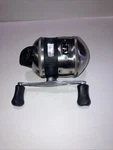 Zebco 733 The Hawg Reel. Fixed Price $24.00.
