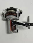 Vintage Shakespeare Omni 030 2000 Series Fishing Spinning Reel. Fixed Price $6.99.