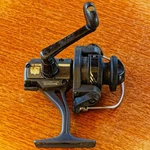 Shimano Axul-s Ultra Light Spinning Fishing Reel. Fixed Price $20.00.
