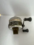 Vintage 1984 Zebco 33 Classic Spincast Fishing Reel Feathertouch Ball Bearing. Fixed Price $16.99.